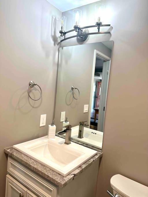 Panoramic Views Apartment Ashland Bagian luar foto