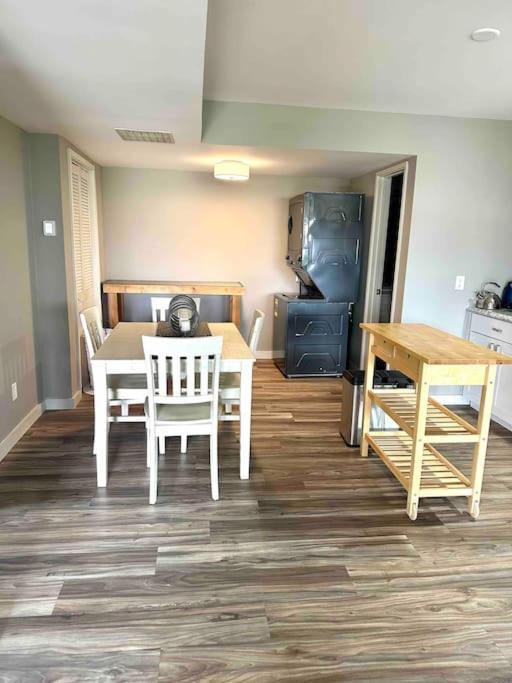 Panoramic Views Apartment Ashland Bagian luar foto